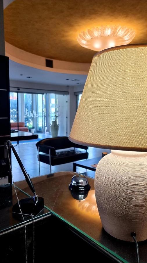 Hotel Insteia Polla Exteriör bild