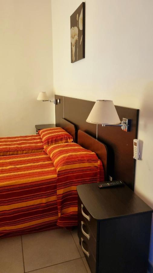 Hotel Insteia Polla Exteriör bild