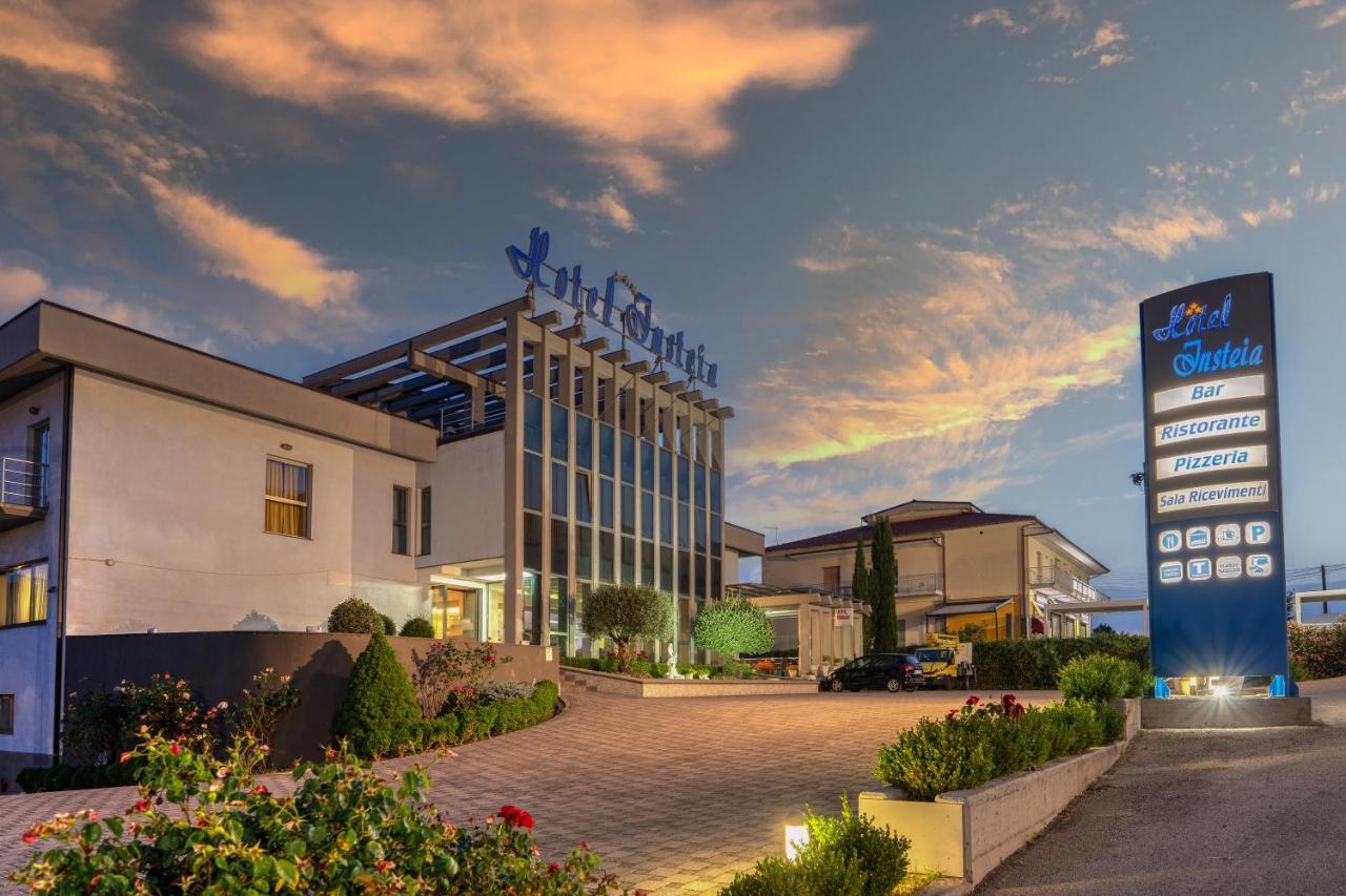 Hotel Insteia Polla Exteriör bild