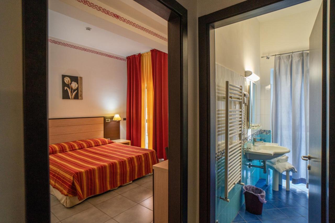 Hotel Insteia Polla Exteriör bild