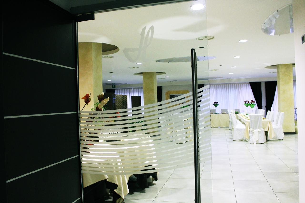 Hotel Insteia Polla Exteriör bild